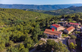 2 Bedroom Amazing Home In Rakotule